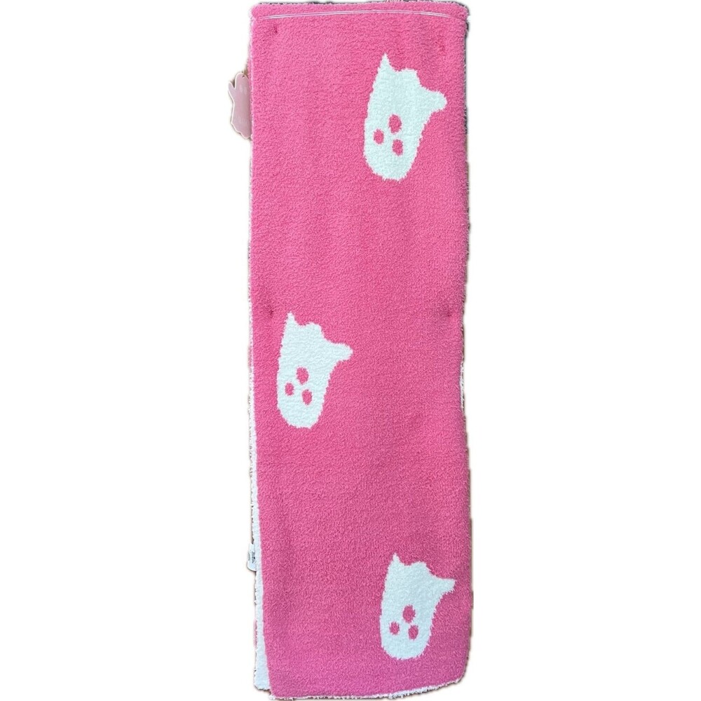 2 Cupcakes and Cashmere Viral Ghost Blankets - Picture 5 of 6